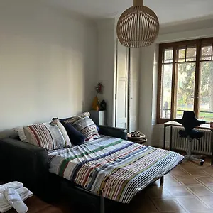  Alloggio in famiglia Double Bedroom & Kitchen - Perle Du Lac,